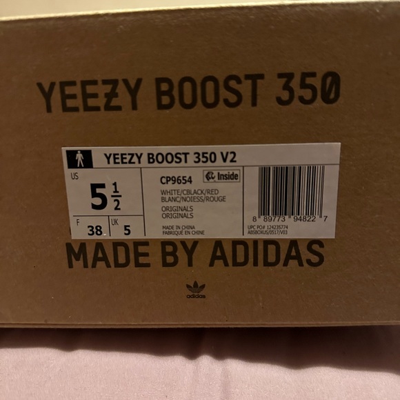 Yeezy Boost 350 V2 'Zebra' size 5.5 - Picture 2 of 10